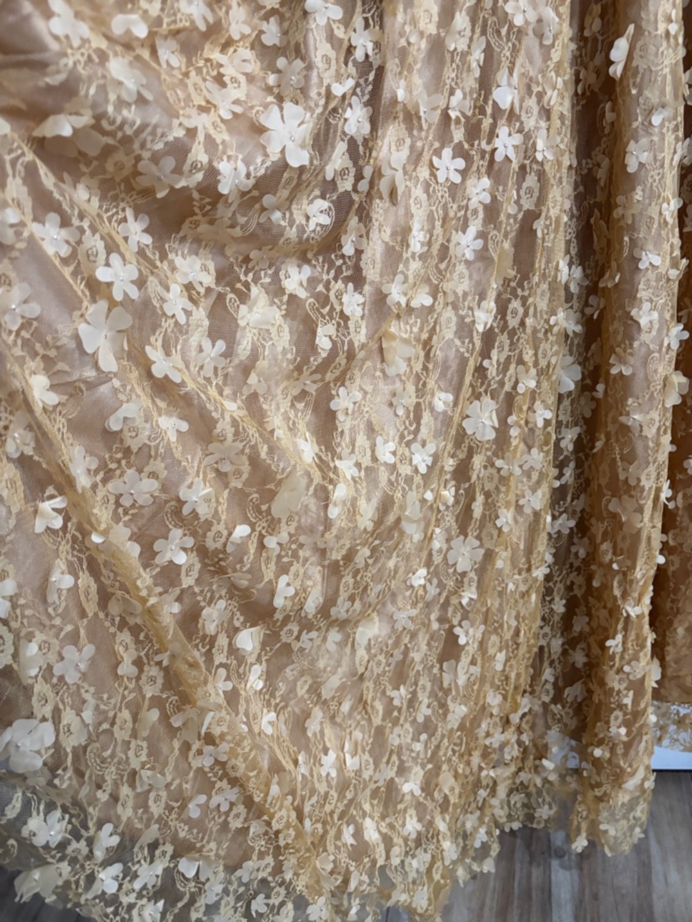 MyheroCos Daphne Regency Women's Lace Dress Yellow-XS - Picture 4 of 5
